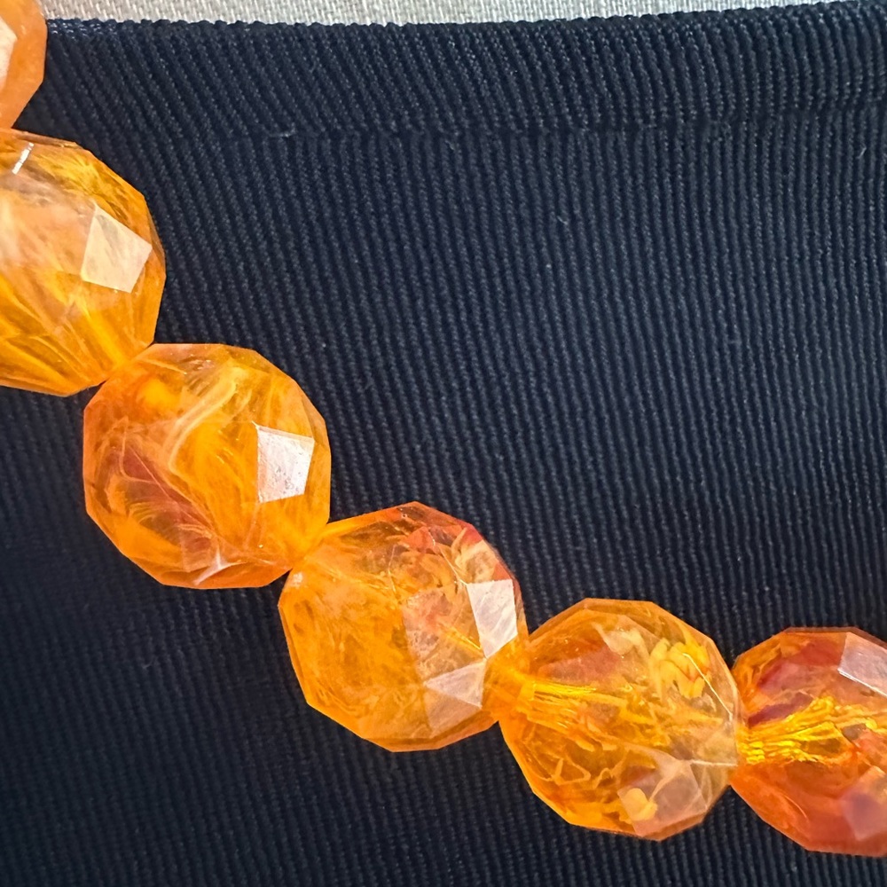 Amber orange vintage chunky bead necklace . - Picture 2 of 4
